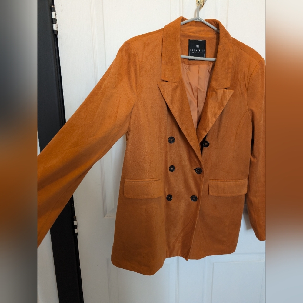 Mint Condition Bagatelle Double-Breasted Blazer in Rust Orange
